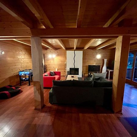 Zrub Alpinus Guest House Прибилина Екстериор снимка