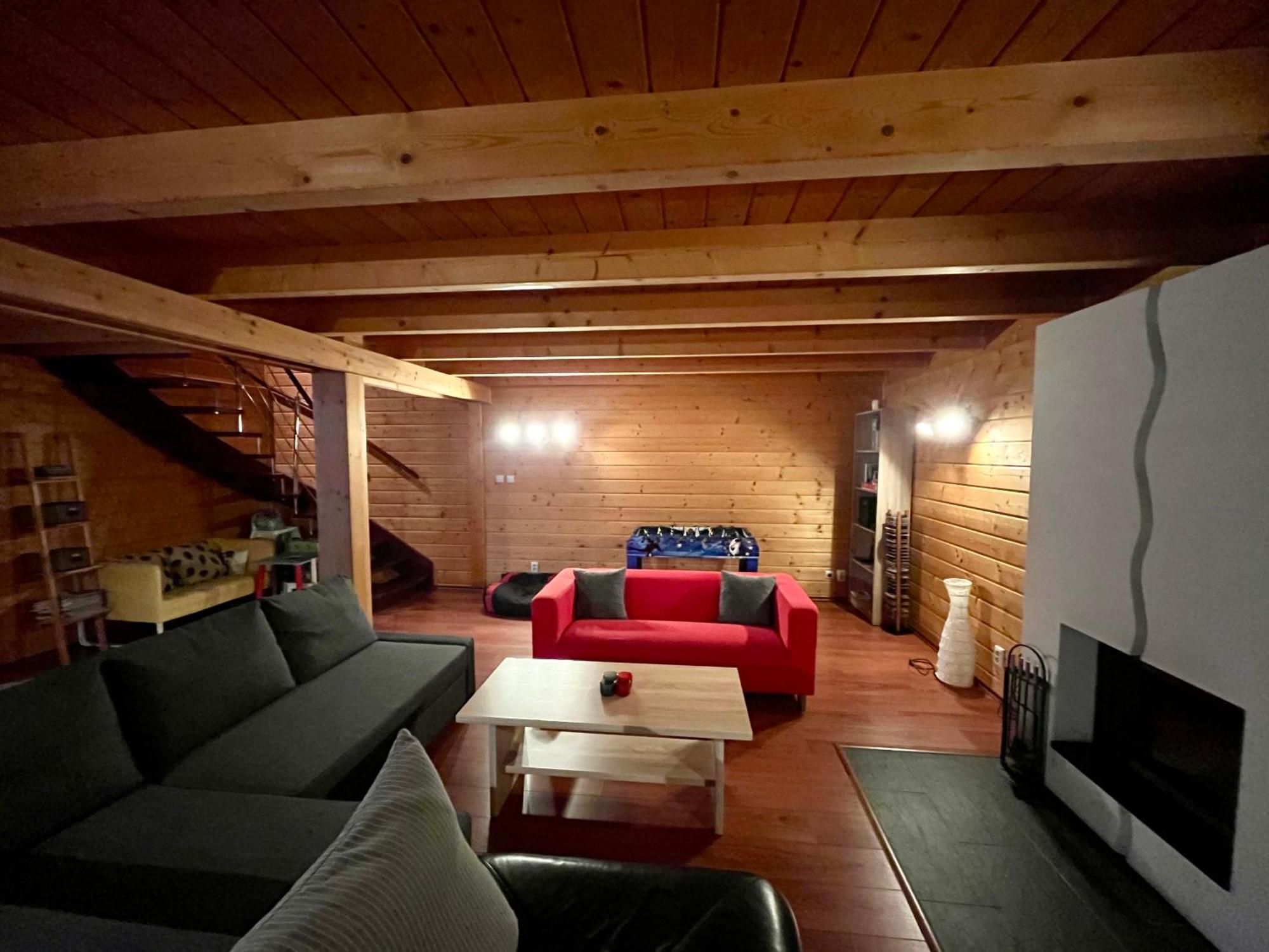 Zrub Alpinus Guest House Прибилина Екстериор снимка