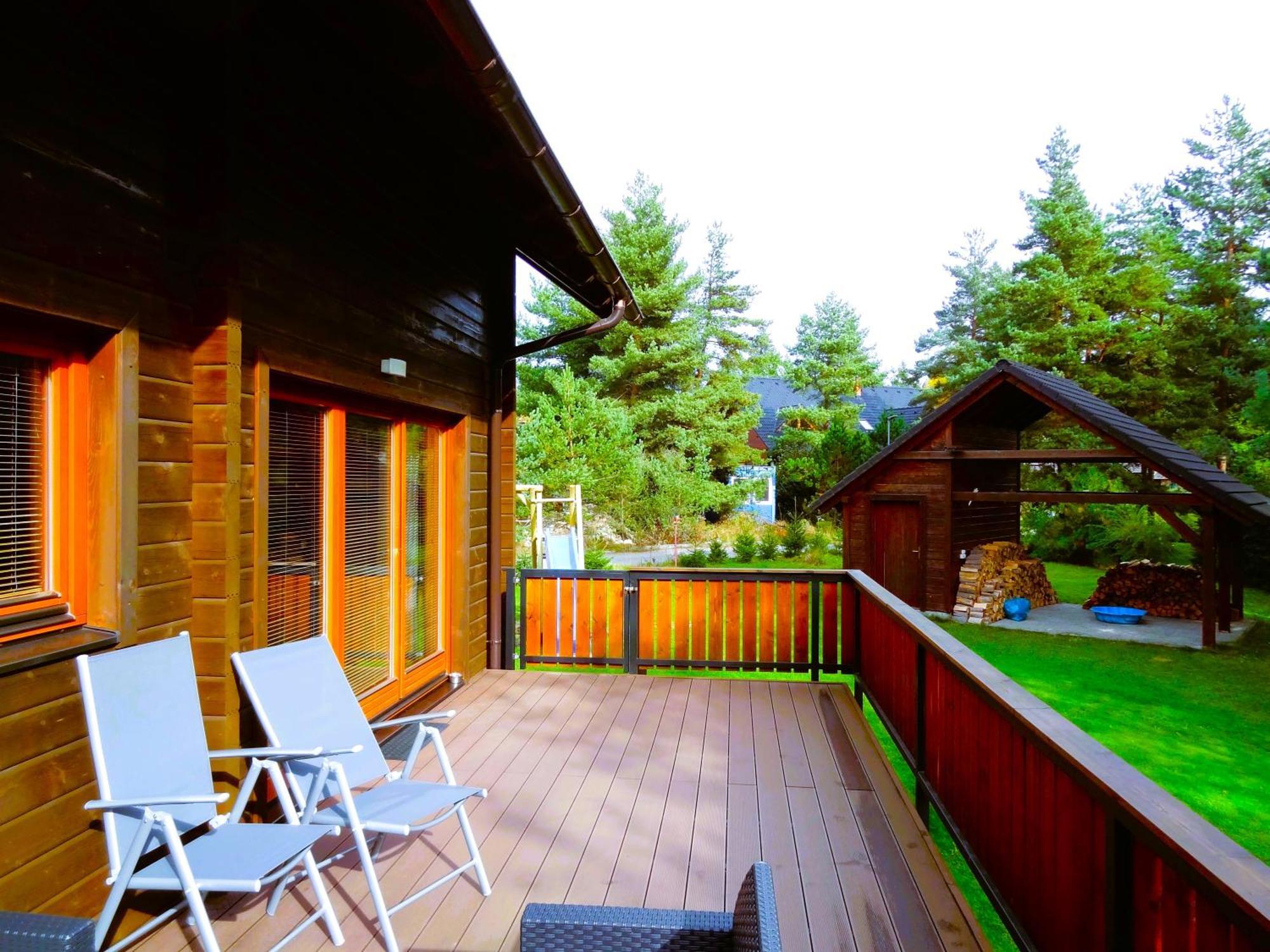 Zrub Alpinus Guest House Прибилина Екстериор снимка